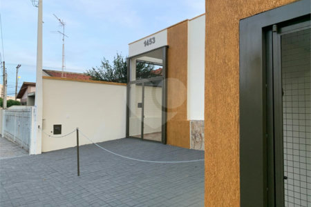 Imóvel Comercial á venda em São Carlos, rua São Sebastião.