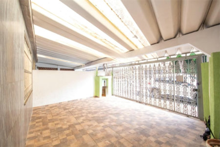 Casa à venda com 206m², 3 quartos e 2 vagas