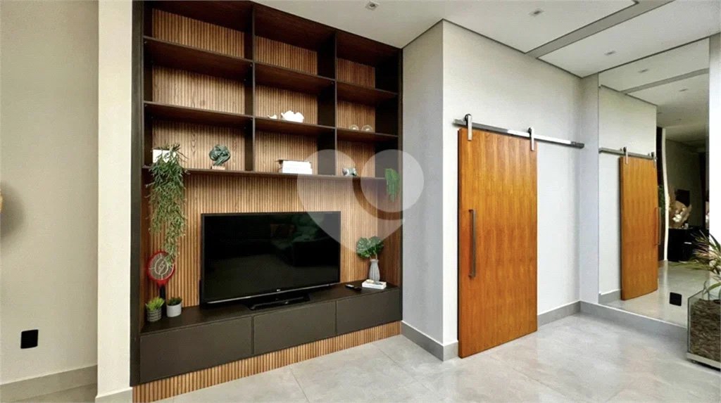 Casa térrea com 3 amplas suítes, á venda no Condomínio Morada do Engenho em Piracicaba/SP.