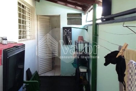Casa Térrea à Venda