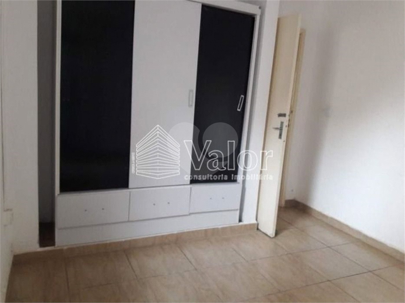 Casa Residencial Vila Faria á venda.