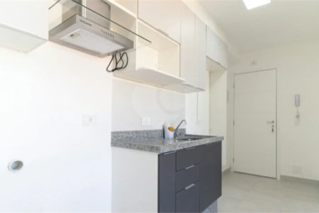 Apartamento à venda no Sacomã com 2 quartos e sem vaga