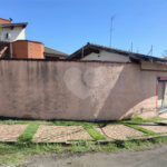 Casa Espetacular com Piscina e Churrasqueira à Venda na Vila Rezende