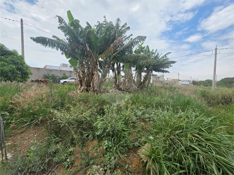 Terreno no Arcoville 260m² de esquina