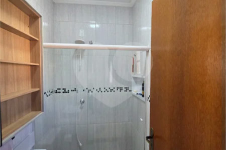 Casa com 3 dormitórios e piscina no Condomínio Cafezal VI em Itupeva SP