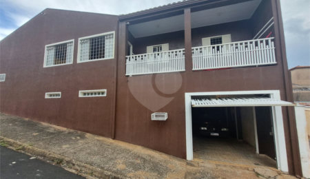 Casa à venda com 3 quartos, sendo 1 suíte,  em Jardim Social Belvedere, São Carlos, SP