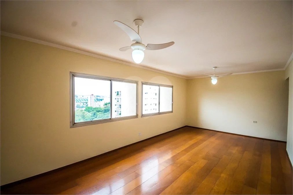 Apartamento a Venda no Condomínio Edifício Guarujá em Campinas/SP