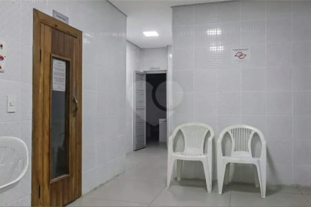 Apartamento com 1 dormitório com 1 vaga de garagem