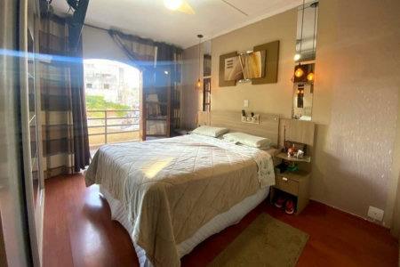 Sobrado à venda com 3 quartos, sendo 1 suíte, em Jardim Sarah, São Paulo - SP