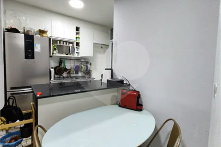 Apartamento de 2 quartos em Vila Ema, SP
