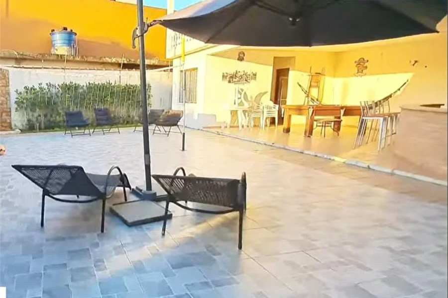 Belíssima casa com 04 dormitórios em Itanhaém