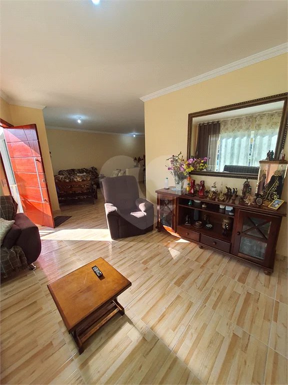 Casa térrea em Pirituba com 30 vagas!!!