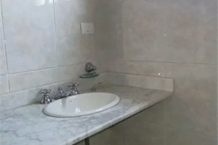 Casa à venda com 187m², 3 quartos, 2 suítes e 2 vagas de garagem próximo à USP