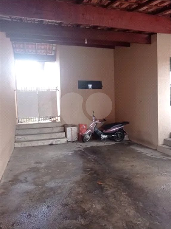 CASA A VENDA, PARQUE BANDEIRANTES, 3 DORMITORIOS 1 SENDO SUÍTE, 2 VAGAS DE GARAGEM, SJC/SP