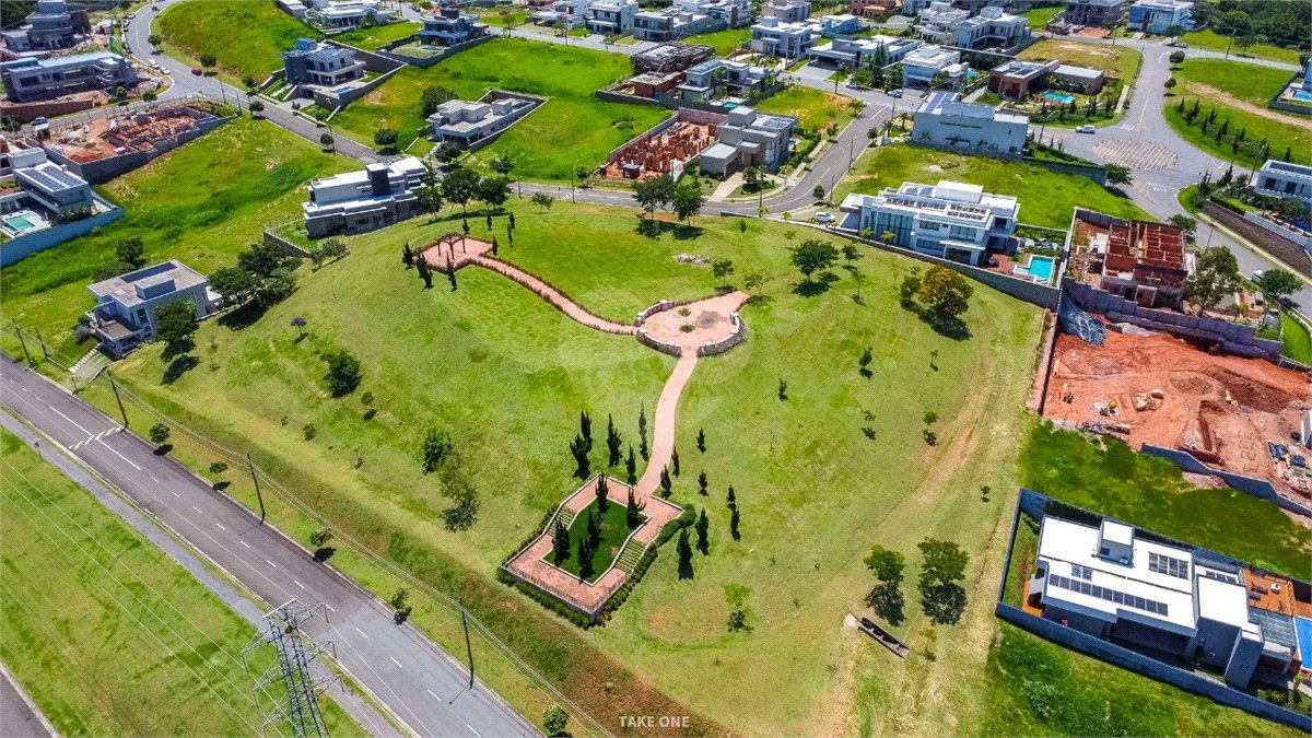 Terreno à venda no condomínio Residencial Campo de Toscana, Vinhedo - SP
