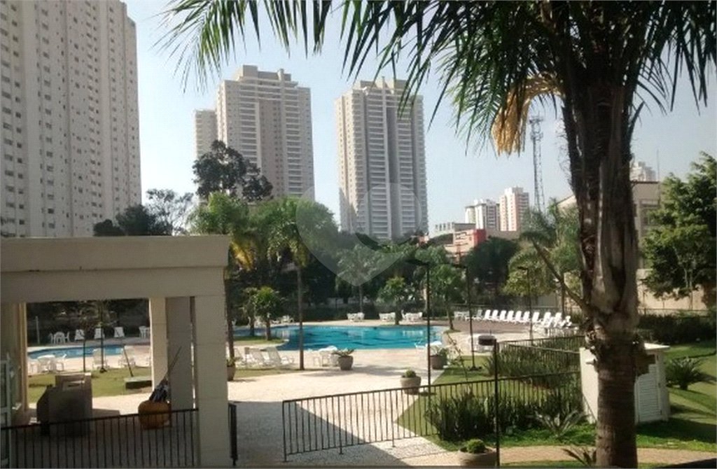 Apartamento 3 suítes, varanda gourmet, 3 vagas em Condomínio Clube na Mooca