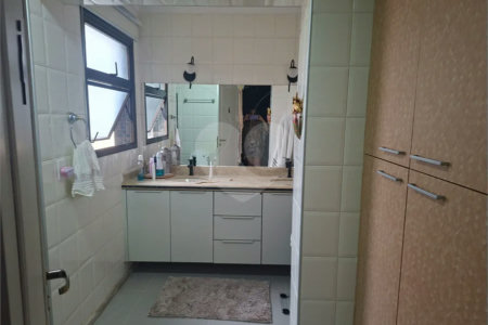 Apartamento elegante no Ed. Albatroz, bairro Pau Preto, todo reformado, com 4 dormitórios (2 suítes, uma com closet) à VENDA, 180 m², por R$ 1.080.000,00 em Indaiatuba/SP.