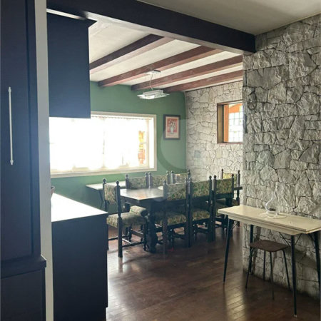Casa à venda com 3 quartos, sendo 1 suíte, em Interlagos, São Paulo, SP