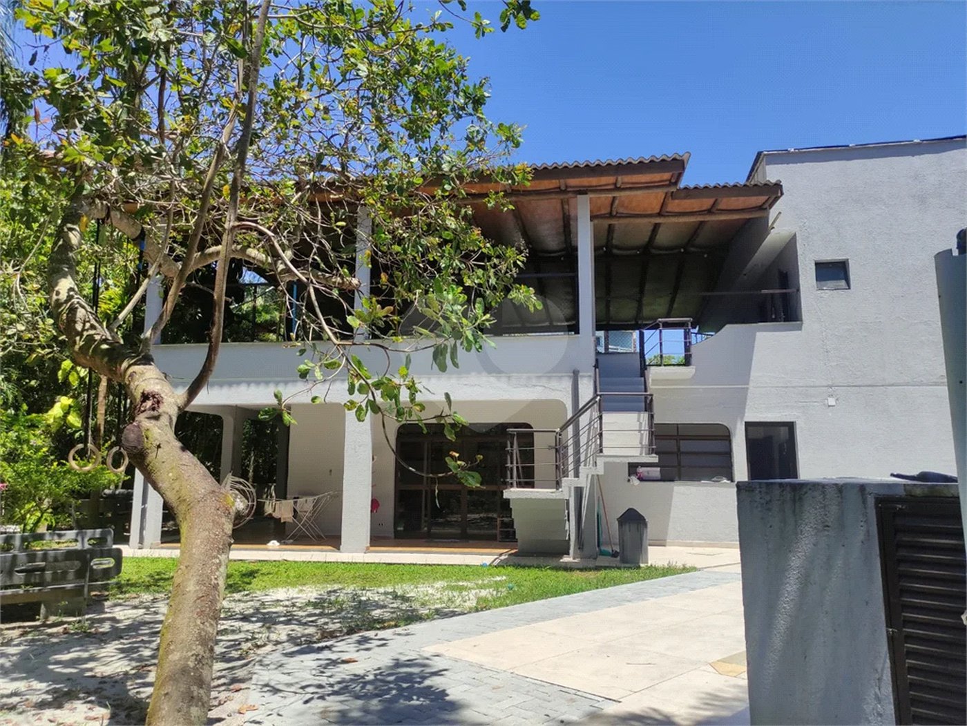Casa à venda com 6 quartos, sendo 3 suítes, em Costa do Sol, Bertioga, SP