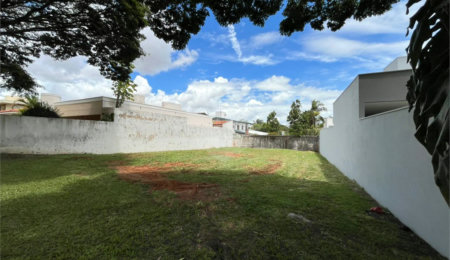 Terreno à venda no condomínio Parque Sabará, São Carlos - SP