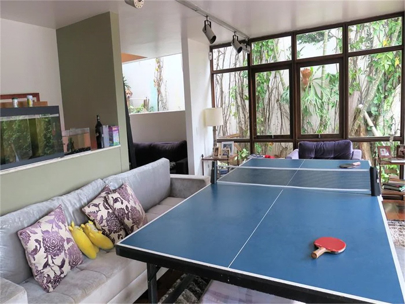 Casa à venda com 4 quartos, sendo 2 suítes, em Jardim Leonor, São Paulo, SP