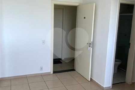 Apartamento no condomínio Spazio Monte Alto