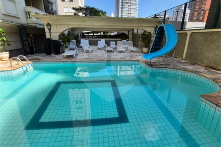 Apartamento para venda em Moema com 2 quartos, sendo 1 suíte, 1 vaga, 62 m²