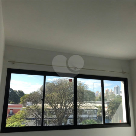 Apartamento no Edifício Rossette.