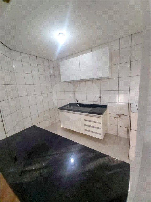 Apartamento à venda no condomínio Torres do Taboão, com 56m²
