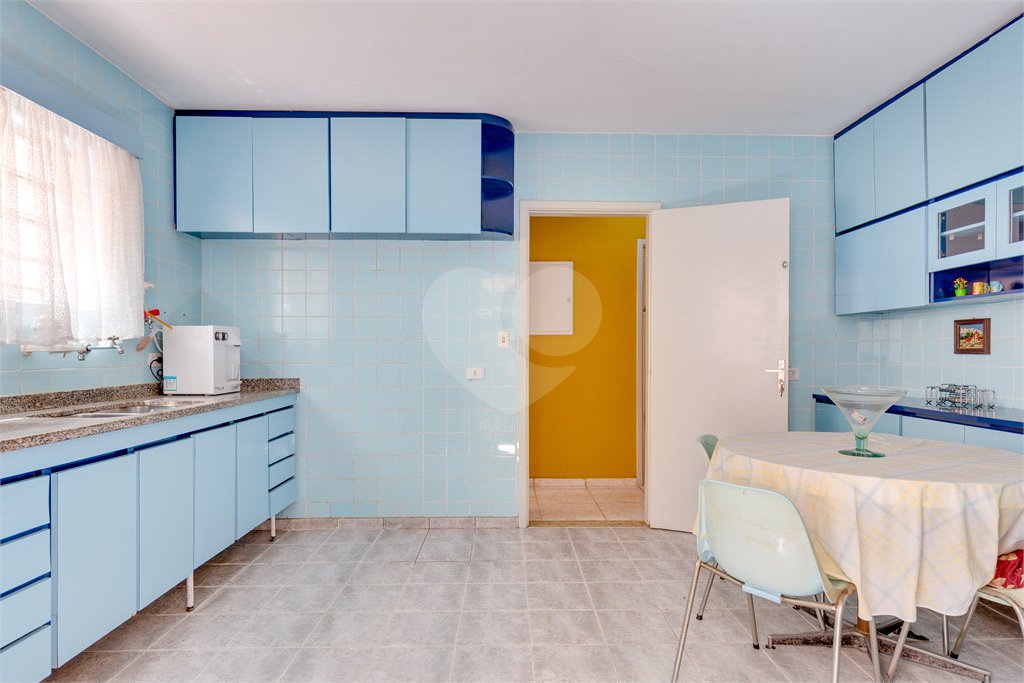 Sobrado à venda com 4 quartos, sendo 1 suíte, em Vila Mascote, São Paulo, SP