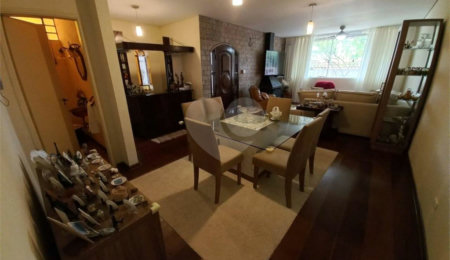 Casa à venda com 3 quartos, sendo 2 suítes,  em Jardim Oriental, São Paulo, SP