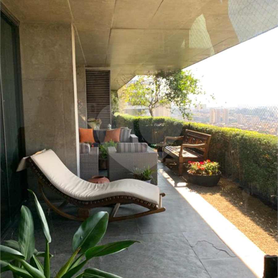 COND PANORAMA DO MORUMBI - APARTAMENTO 511 MA.U / 4 SUITES / 3 VAGAS - LAZER COMPLETO