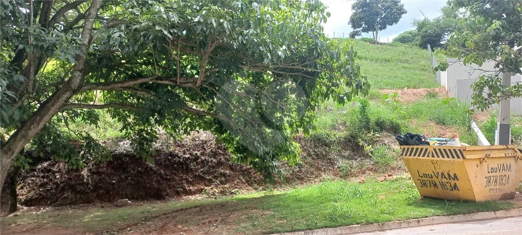 Terreno à venda no condomínio Jardim Primavera, Louveira - SP