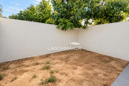 Casa à venda com 2 quartos, sendo 1 suíte, em Parque São Carlos, Três Lagoas - MS