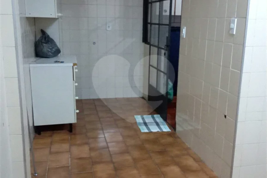Sobrado com 3 dormitórios na Vila Ede