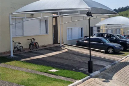 Casa à venda com 3 quartos, sendo 1 suíte,  no condomínio Residencial Vila D`ouro, Cotia - SP