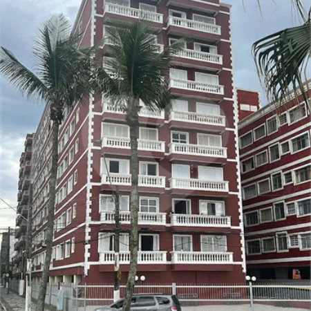 Cobertura de 300 m² com vista panorâmica para o mar