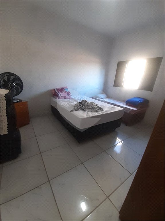 Casa no Antenor Garcia