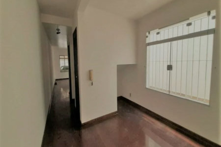 Casa à venda com 3 quartos, sendo 1 suíte,  em Rio Pequeno, São Paulo, SP