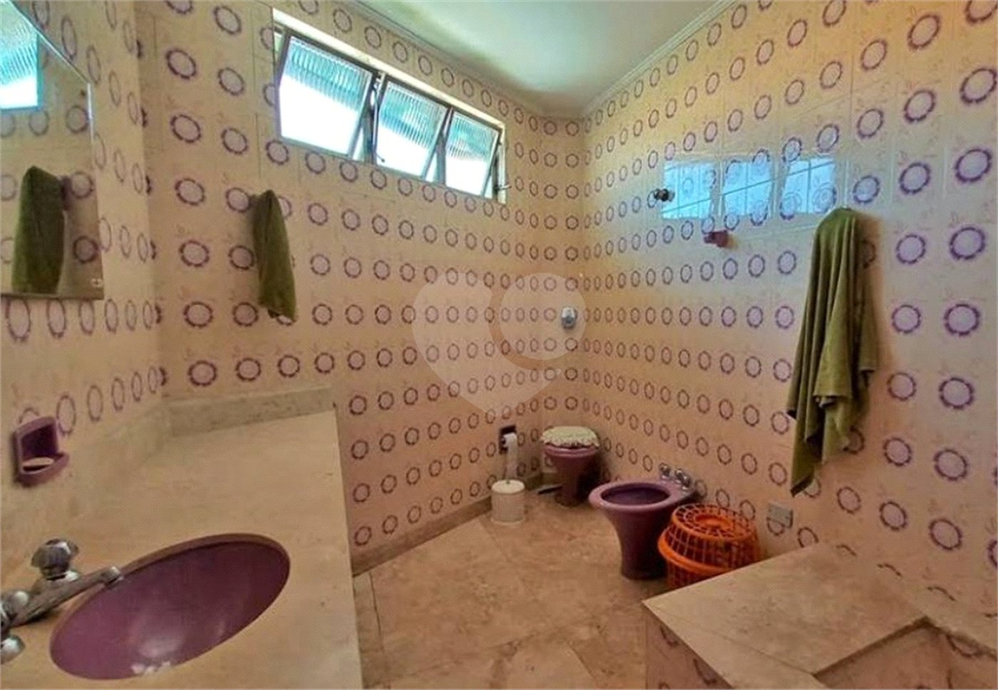 Sobrado à venda 241m² na Vila Mariana 04 dormitórios, 01 suíte e 03 vagas.