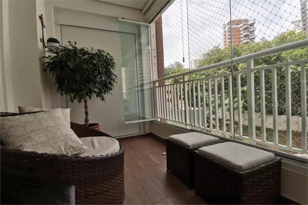 Apartamento à venda com 3 quartos, sendo 1 suíte, em Morumbi, São Paulo, SP