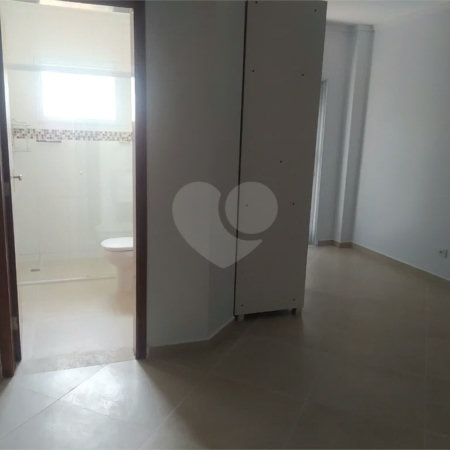 Apartamento com 3 dormitórios para alugar