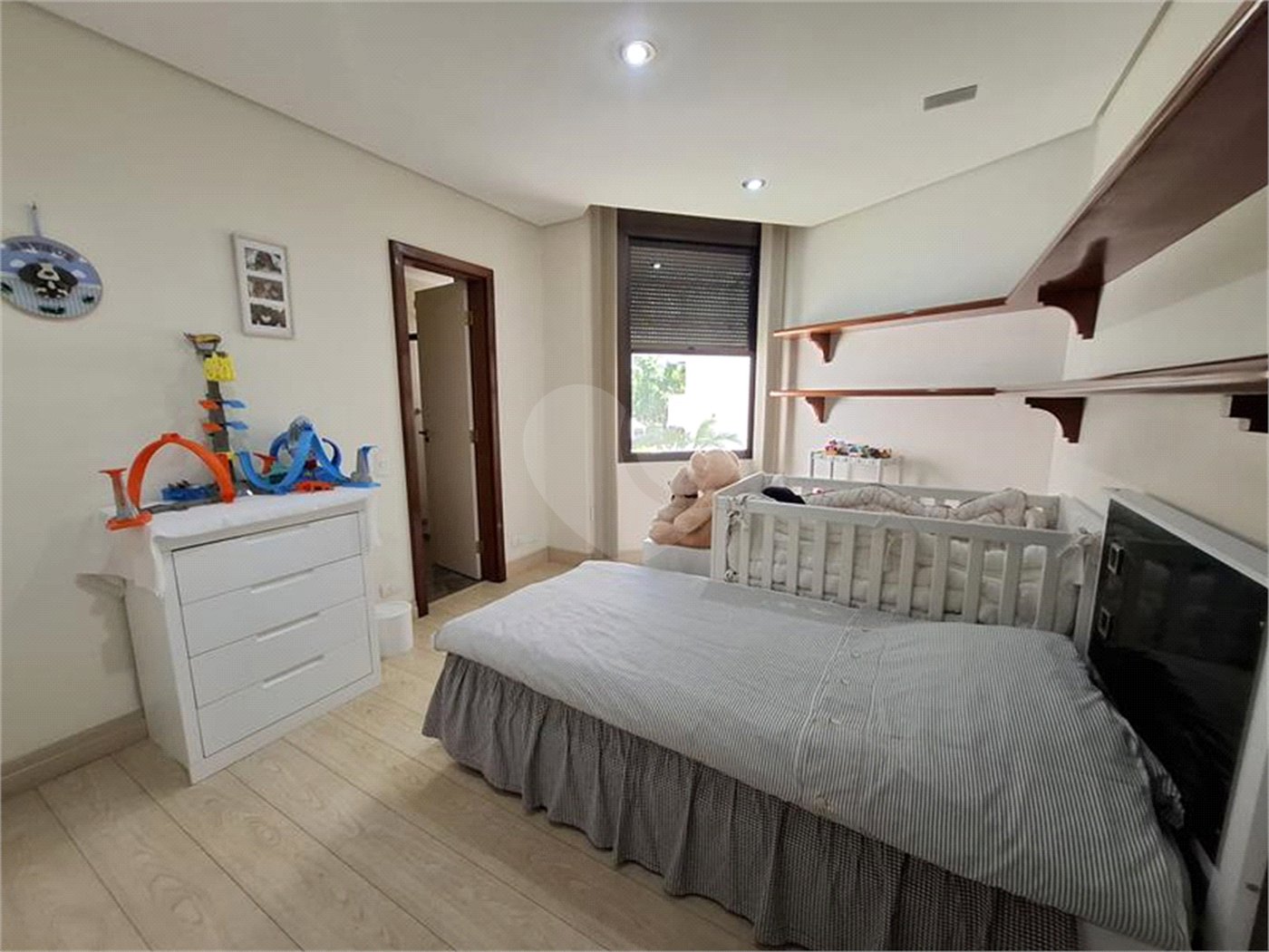 Apartamento, a venda, com 300m² de área privativa, 4 suítes, 4 vagas - Santana / SP