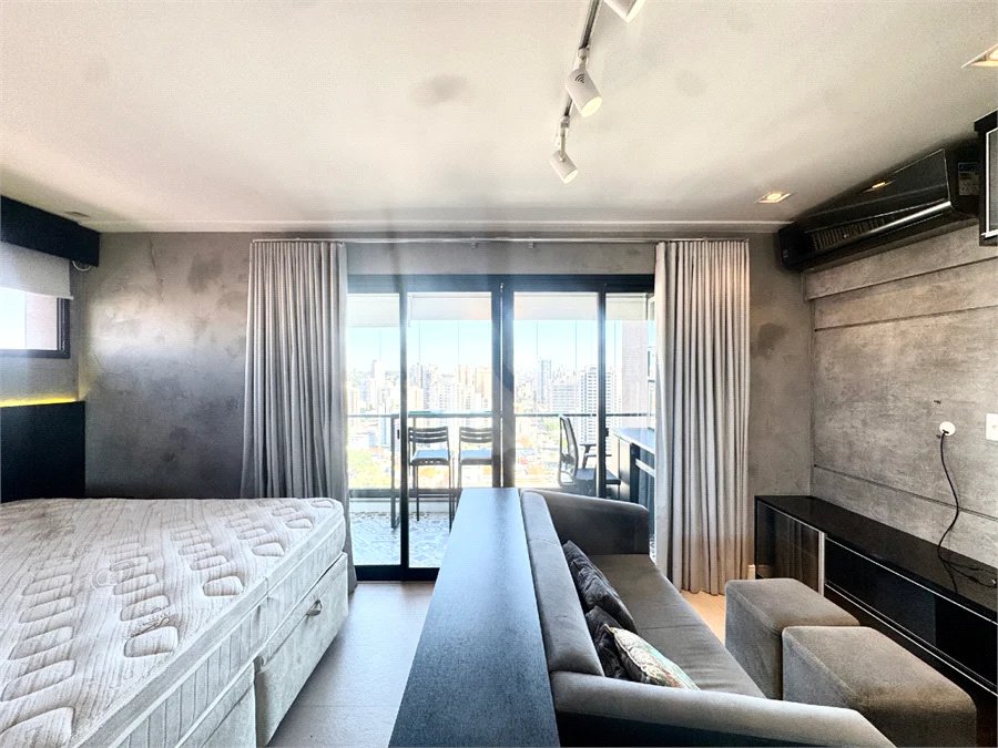 Último Andar | Estação Gabriele | 38 m² | Mobiliado | Campo Belo