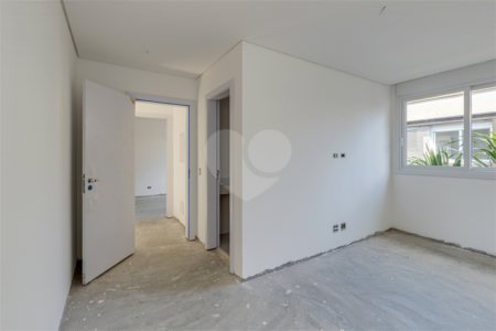 Casa à venda com 4 suítes no condomínio Vila Arese, São Paulo - SP