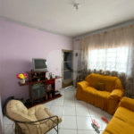 Casa Térrea com 2 dormitórios.