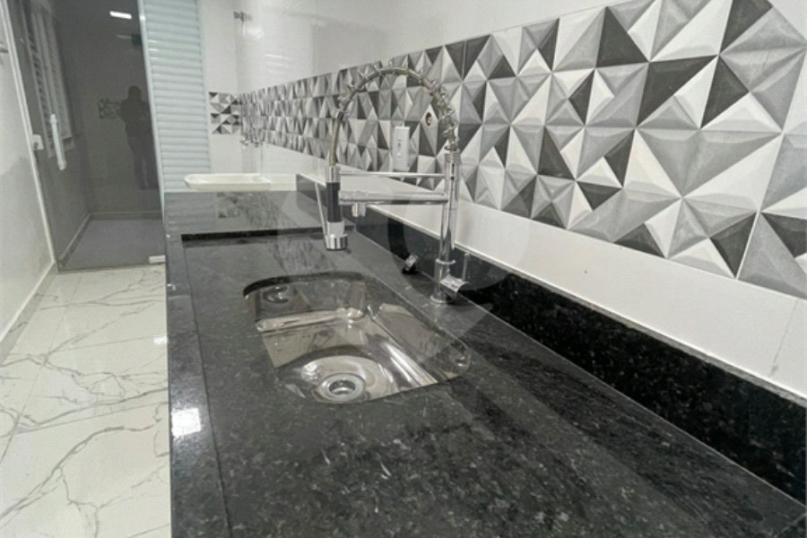 Apartamento à venda com 2 quartos em Parque Vitória, São Paulo, SP