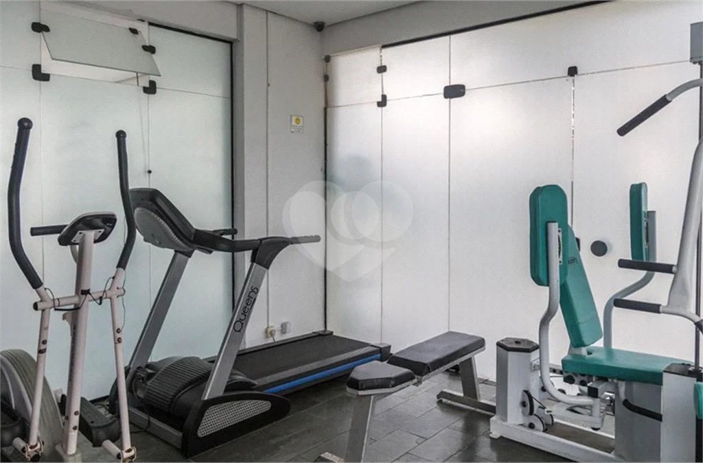 Apartamento mobiliado em Moema, - 1 quarto, sala e cozinha - 1 vaga