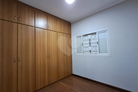 Casa à venda próxima ao SESC com 3 suites