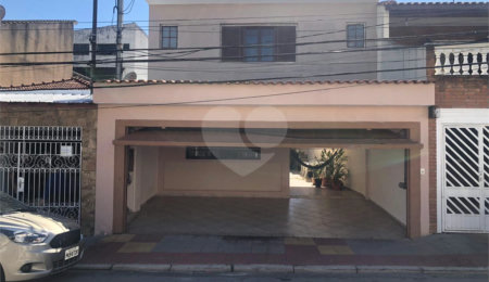 Sobrado à venda com 3 suítes em Osvaldo Cruz, São Caetano do Sul, SP